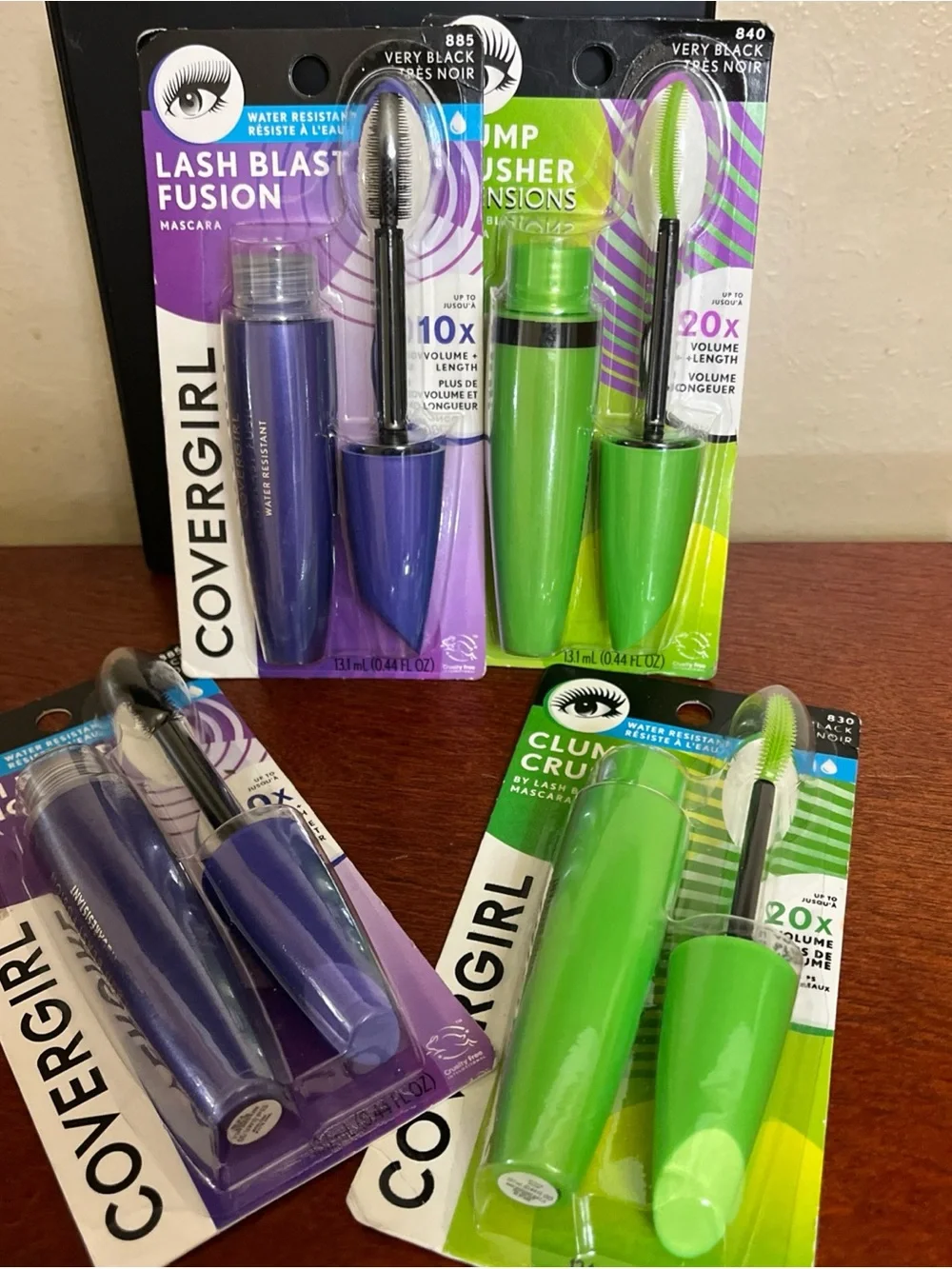 Covergirl lash blast fusion mascara and clump crusher lot of 4 black